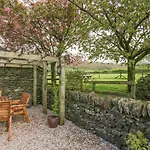 Cherry Tree Barn Holiday home *
